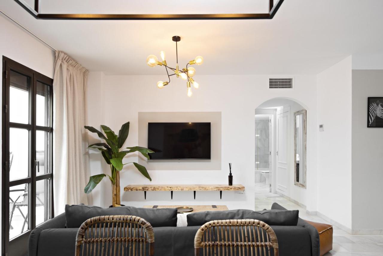 Two Bedroom Apartment In Puerto Banus With Terrace Marbella Exterior photo